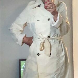 Gap Lightweight Spring Trench Coat M